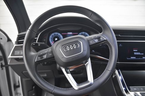 Used 2025 Audi Q7 3.0T Premium w/ Convenience Package image 15