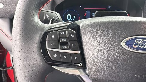 Used 2025 Ford Explorer ST image 23