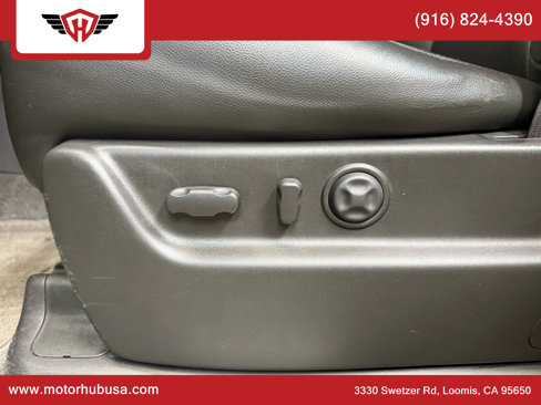Used 2011 Chevrolet Tahoe LTZ image 41