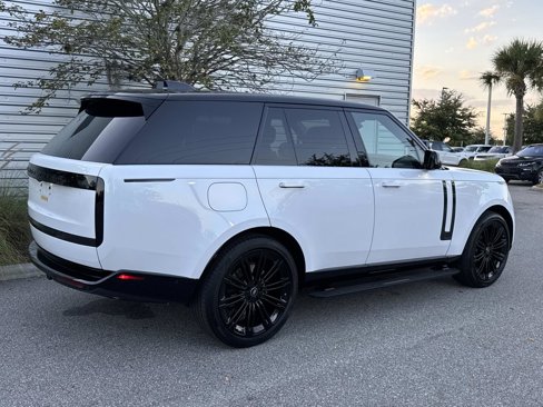 New 2025 Land Rover Range Rover Autobiography image 6