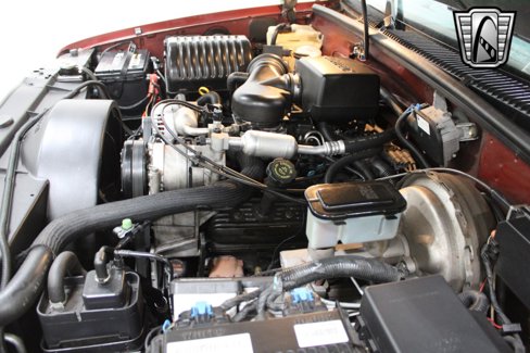 Used 1998 Chevrolet Tahoe 4WD 2-Door w/ Preferred Equipment Group 2 image 27