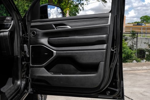 Used 2022 Jeep Wagoneer Series III w/ Premium Group I image 58