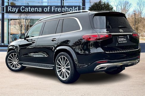 New 2026 Mercedes-Benz GLS 580 4MATIC image 3