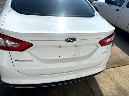 Used 2014 Ford Fusion SE image 4