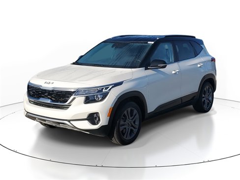 Certified 2023 Kia Seltos S image 2