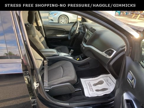 Used 2017 Dodge Journey SE w/ Flexible Seating Group image 35