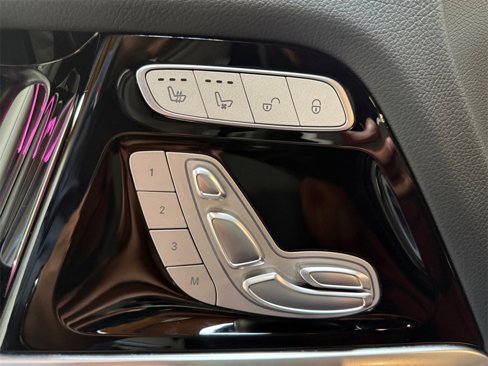 Used 2025 Mercedes-Benz G 63 AMG 4MATIC w/ Manufactur Interior Package image 27