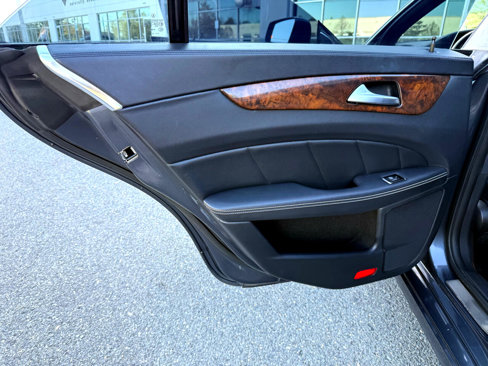 Used 2014 Mercedes-Benz CLS 550 image 30