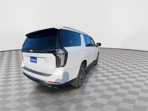 New 2025 Chevrolet Suburban High Country image 8