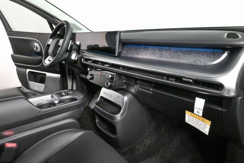 New 2026 Hyundai Ioniq 9 Calligraphy image 36