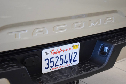 Used 2019 Toyota Tacoma TRD Off-Road w/ Technology Package image 36