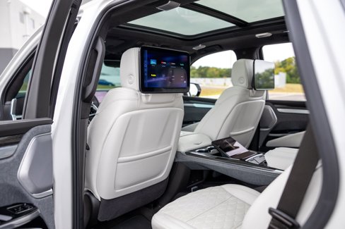 Used 2025 Cadillac Escalade V image 37