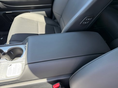 Certified 2026 Hyundai Ioniq 9 SEL image 14