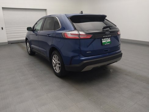 Used 2023 Ford Edge SEL image 5
