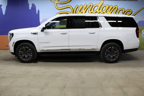 New 2026 GMC Yukon XL Elevation w/ Elevation Premium Package image 8