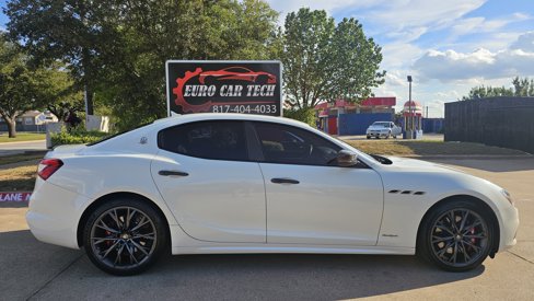 Used 2020 Maserati Ghibli GranSport image 7