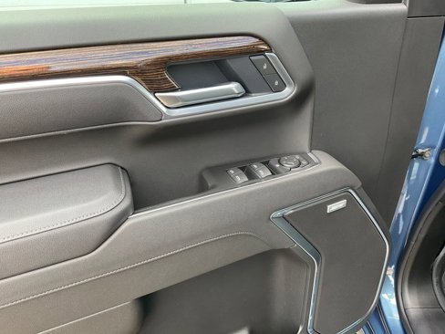 New 2026 GMC Sierra 1500 Elevation image 16