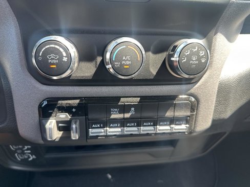 New 2024 RAM 2500 Tradesman w/ Chrome Appearance Group image 14