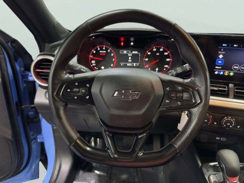 Used 2024 Chevrolet Trax RS w/ Driver Confidence Package image 32