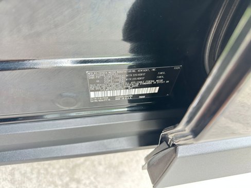 Used 2025 Toyota RAV4 LE image 29