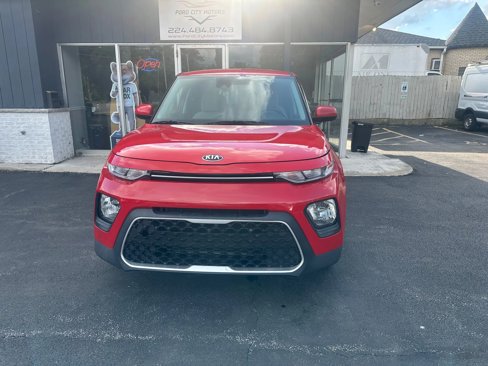 Used 2020 Kia Soul S image 2