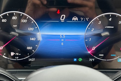 New 2026 Mercedes-Benz GLS 450 4MATIC image 32
