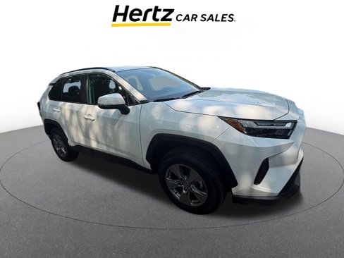Used 2024 Toyota RAV4 XLE image 1