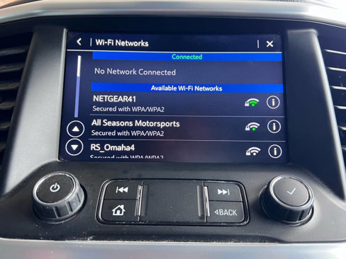 Used 2021 GMC Acadia SLE w/ Driver Convenience Package image 40