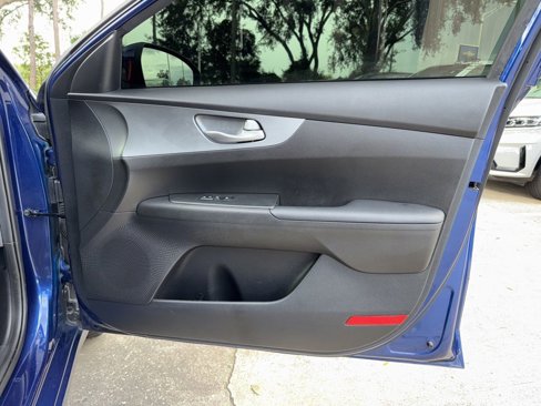 Used 2021 Kia Forte LXS image 18