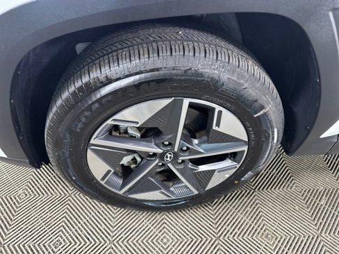 Certified 2025 Hyundai Tucson SEL image 29