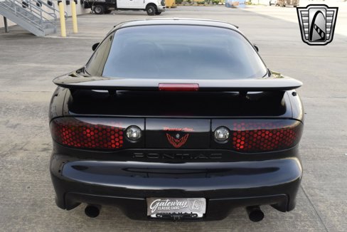 Used 1995 Pontiac Firebird Trans Am image 3