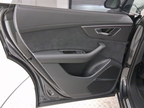 New 2026 Audi SQ8 Prestige image 18