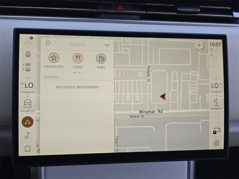 New 2025 Land Rover Range Rover SV image 22