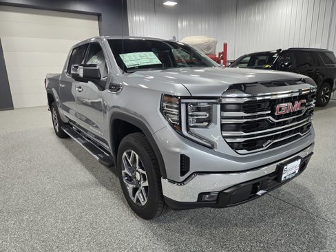 New 2026 GMC Sierra 1500 SLT w/ SLT Premium Plus Package image 8