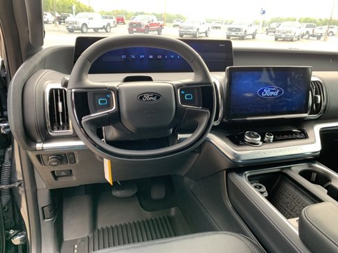 New 2025 Ford Expedition Platinum w/ Stealth Appearance Package image 10