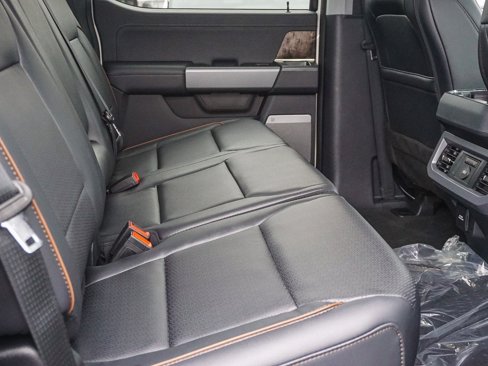 New 2025 Ford F250 Lariat image 13