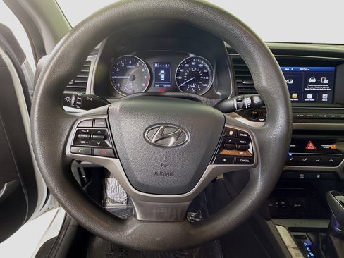 Used 2018 Hyundai Elantra SEL image 10