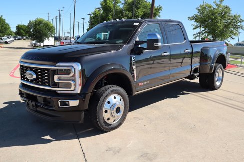 Used 2025 Ford F450 Platinum w/ Platinum Plus Package image 10