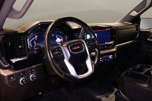 Used 2024 GMC Sierra 1500 SLT image 10