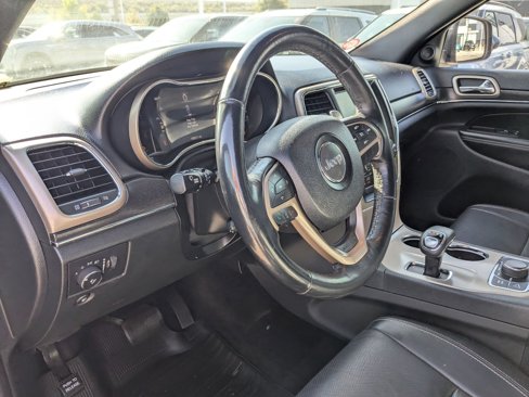 Used 2015 Jeep Grand Cherokee Limited w/ Luxury Group II image 15