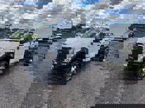 New 2025 Ford F450 XL image 3