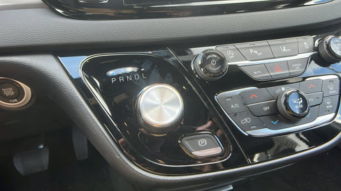 New 2025 Chrysler Voyager LX image 28