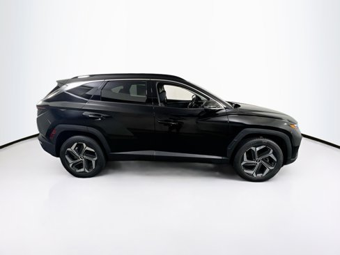 Used 2023 Hyundai Tucson Limited image 4