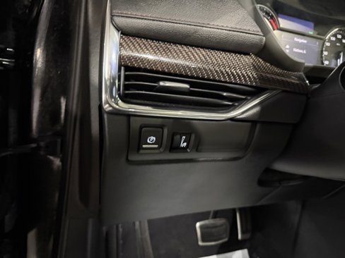Used 2020 Cadillac XT4 Sport image 13