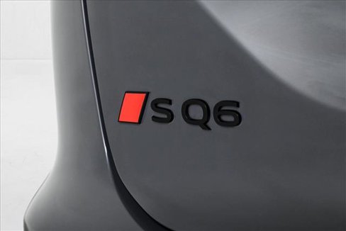 Certified 2025 Audi SQ6 e-tron Prestige image 6