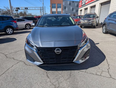 Used 2023 Nissan Altima 2.5 SV image 3