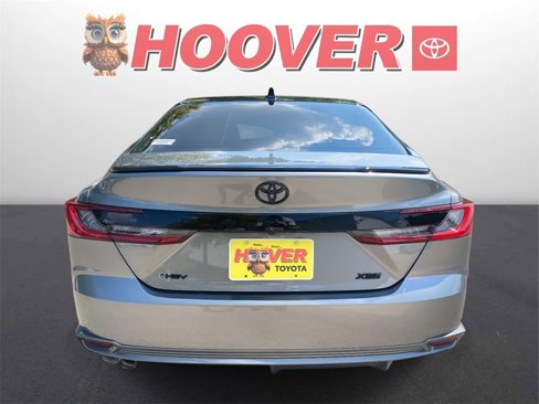 Used 2025 Toyota Camry XSE image 3