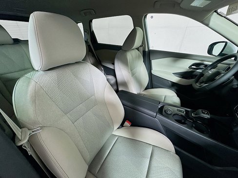 New 2025 Nissan Rogue SV image 25