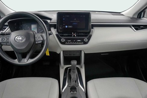 Used 2024 Toyota Corolla Cross L image 19
