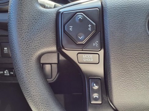 Used 2022 Toyota Tacoma SR image 18